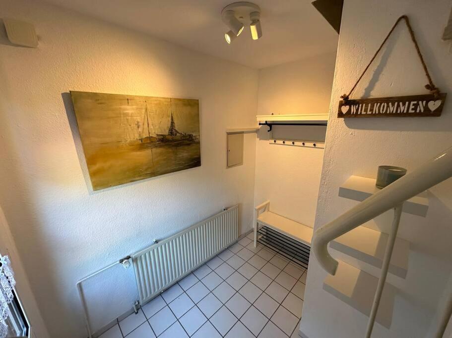 Ruhige, Kleine Ferienwohnung Schortens Luaran gambar