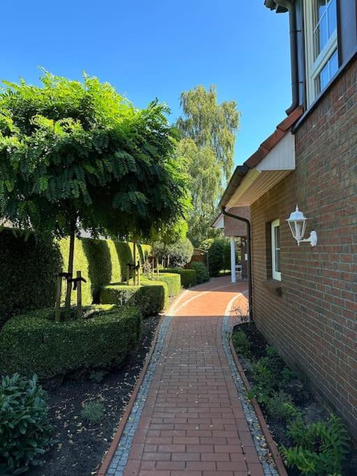 Ruhige, Kleine Ferienwohnung Schortens Luaran gambar
