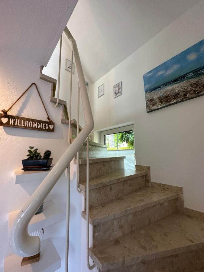 Ruhige, Kleine Ferienwohnung Schortens Luaran gambar